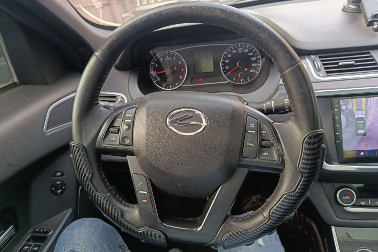 Used Land X7 2015 2.0T Panoramic Luxury Edition
