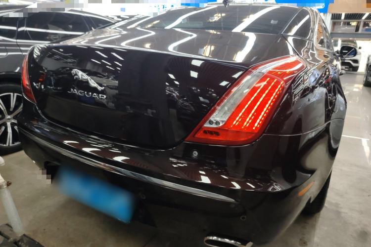 Used Jaguar XJ 2014 XJL 2.0T Two-Wheel-Drive Elegant Business Edition

