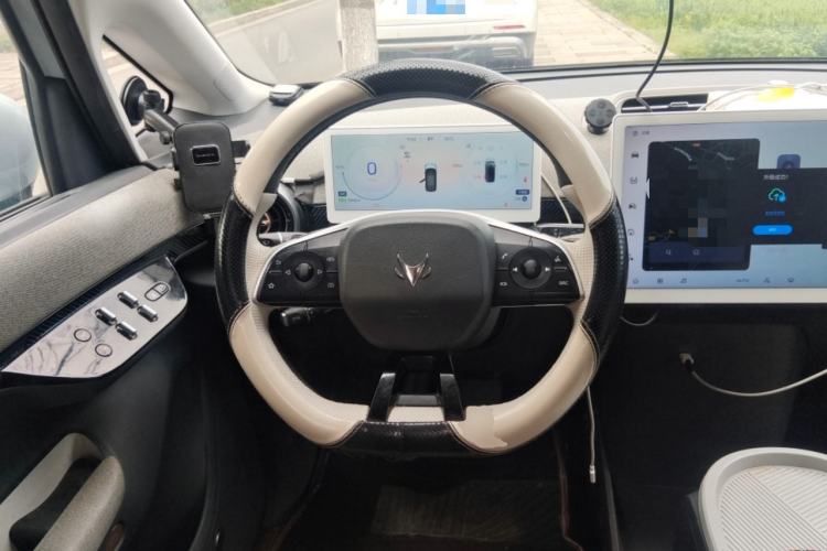 Used ARCFOX Kaola 2023 Family Edition Pro Steering Wheel