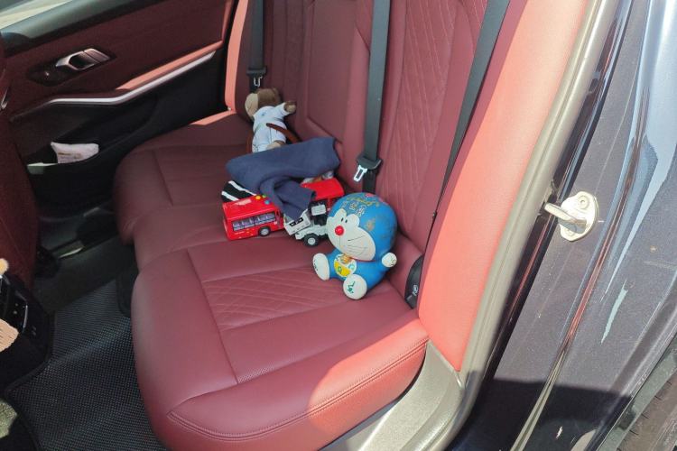 Used BMW i3 2024 eDrive 35 L
