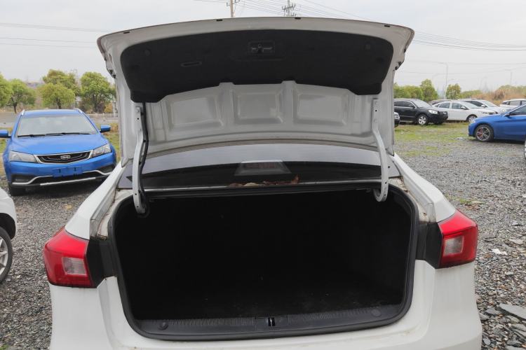 Used Roewe 360 2015 1.5L Automatic Luxury Edition
