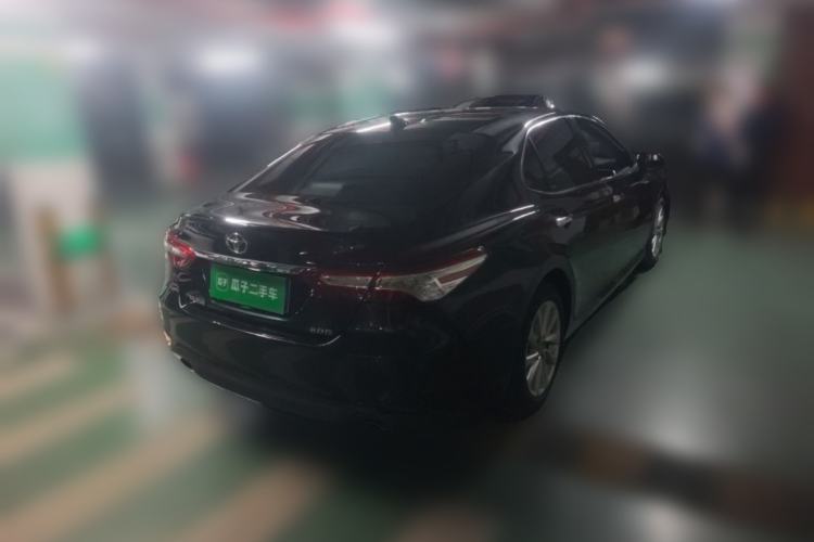 Used Toyota Camry 2021 2.0G Luxury Edition
