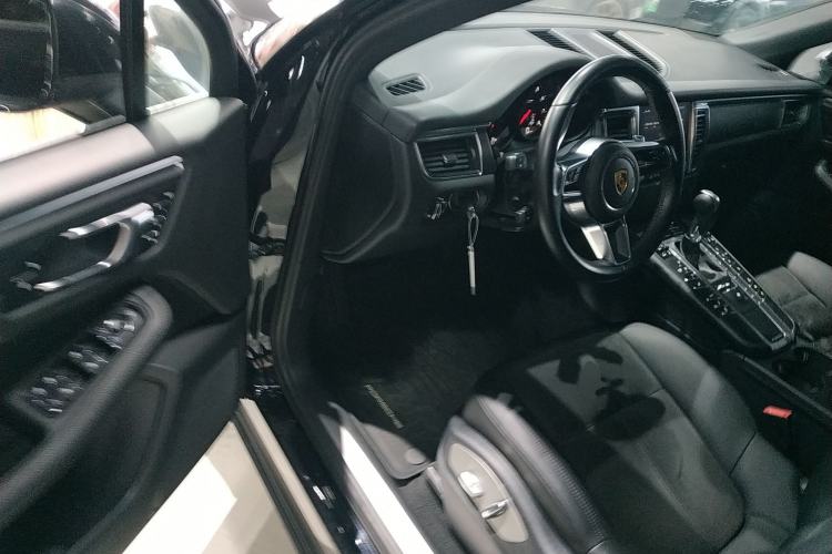 Used Porsche Macan 2016 Macan 2.0T
