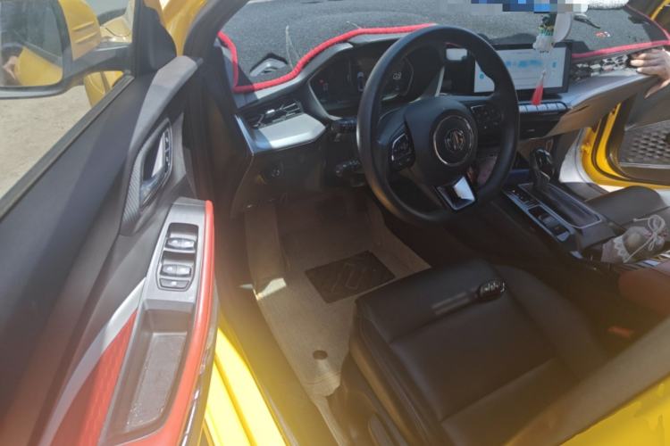 Used MG 5 2021 180 DVVT CVT Youth Luxury Edition Driver Seat