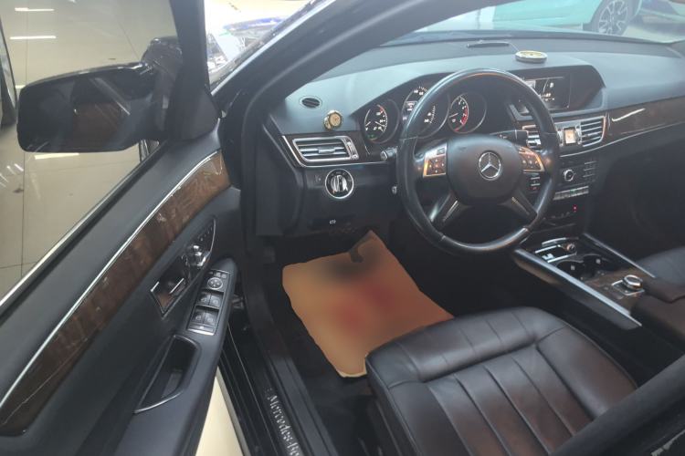 Used Mercedes-Benz E-Class 2015 Revised E 260 L