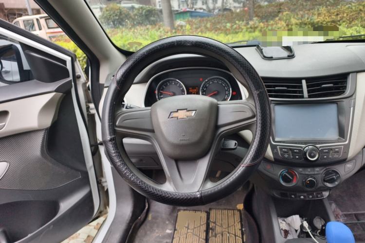 Used Chevrolet Sail 2015 Sail 3 1.5L Manual with Ideal Sunroof Edition