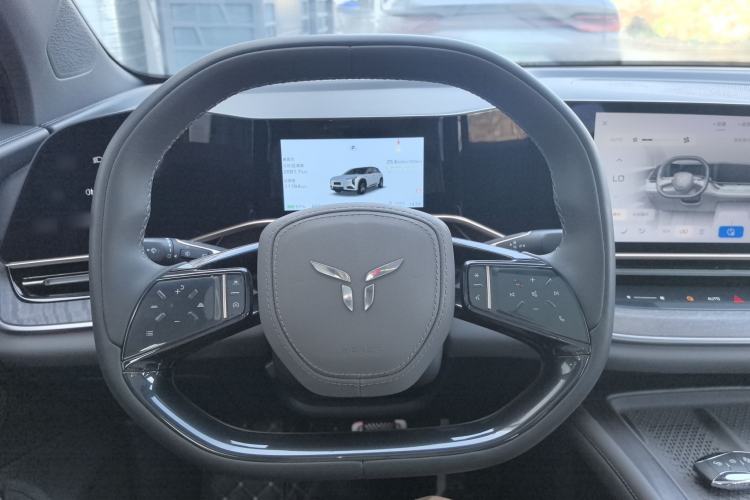 Used Hongqi Tiangong 08 2025 680 Ultra Four-Wheel-Drive Version