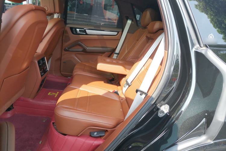 Used Porsche Cayenne E-Hybrid 2023 Cayenne E-Hybrid 2.0T Platinum Edition