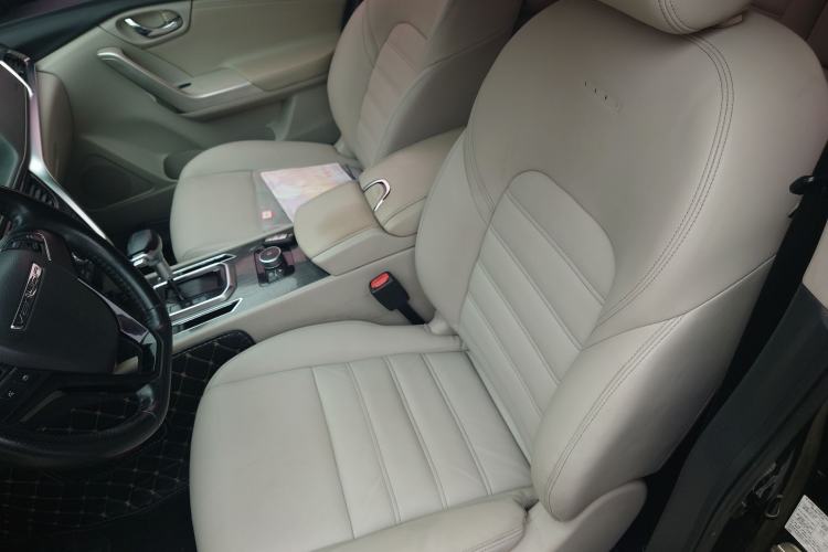 Used Venucia T90 2017 2.0L CVT Smart Edition
