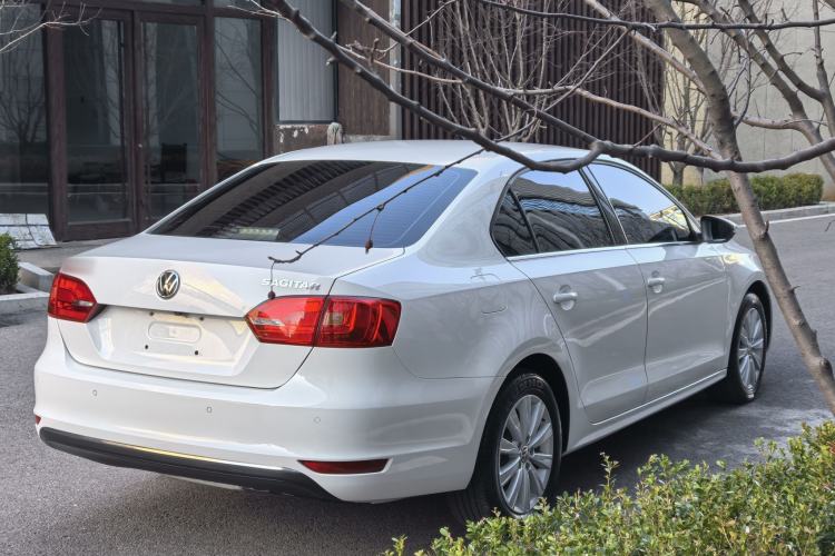 Used Volkswagen Sagitar 2014 Revised Version 1.6L Automatic Leading Edition
