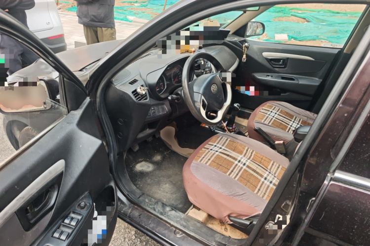 Used FAW Xiali N7 2013 1.3L Manual Luxury Model Driver Seat