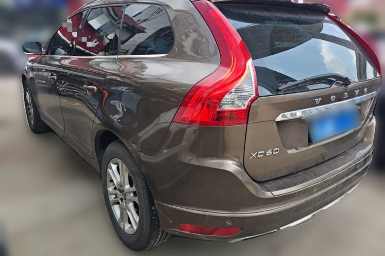 Used Volvo XC60 2015 T5 Smart Upgrade Model Rear Left 45 Deg