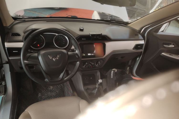 Used Wuling Hongguang 2018 1.5L S Comfort Model L2B