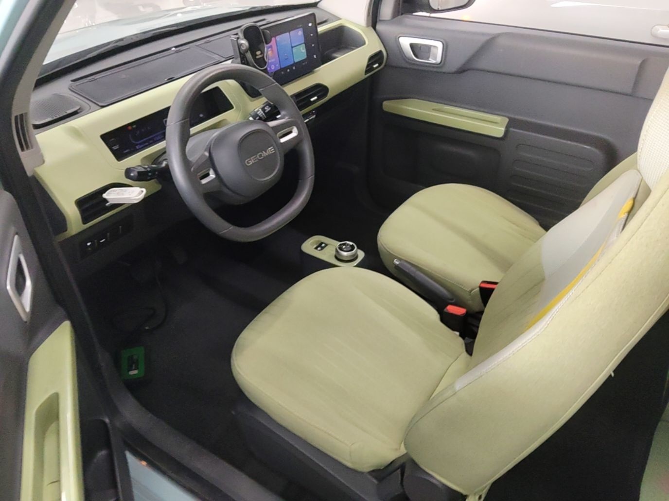 Geely Galaxy Panda 2024 Panda Mini 200km Endurance Bear — снимка 17