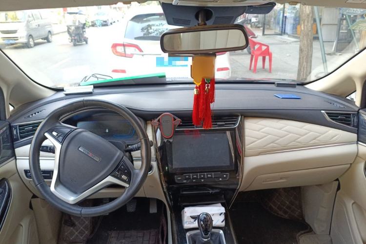 Used CHANGAN OSHAN Cosmos 2019 1.5T Manual Elite Version China V Standard
