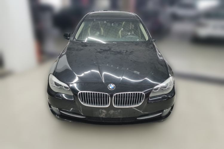 Used BMW 5 Series 2011 528Li Leading Model Front