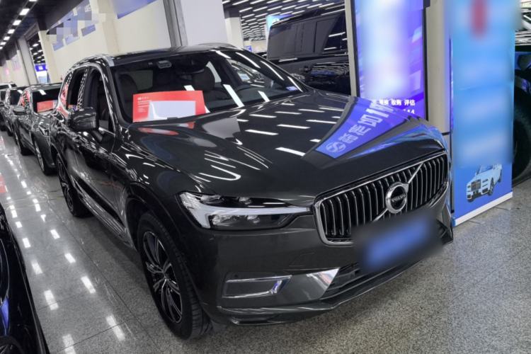 Used Volvo XC60 2021 T5 4x4 Smart Luxury Edition Exterior 1