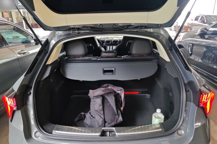 Used Lynk & Co 02 2020 1.5T DCT Two-Wheel Drive Pro Edition Trunk