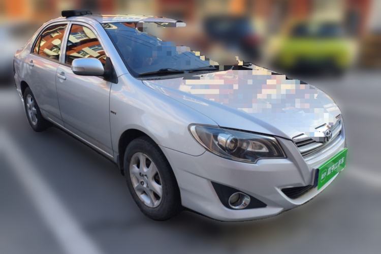 Used Toyota Corolla EX 2013 1.6L Automatic Luxury Edition Front Right 45 Deg