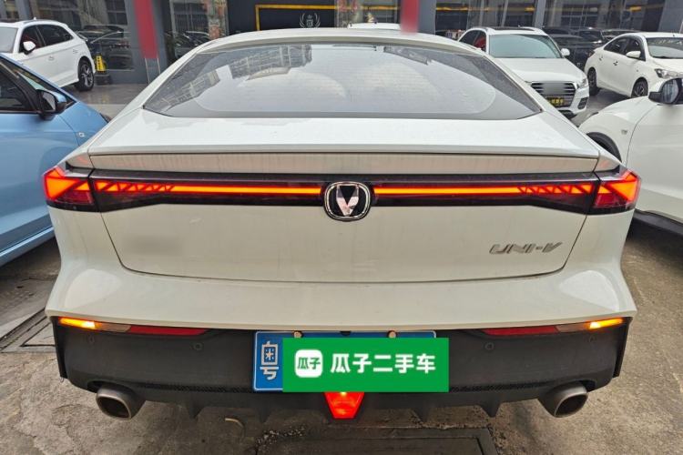 Used CHANGAN UNI-V 2023 1.5T Prestige Model