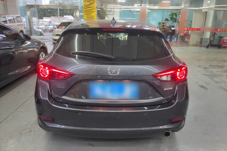 Used Mazda Mazda 3 Axela 2017 Hatchback 1.5L Automatic Luxury Model Emission Standard China V