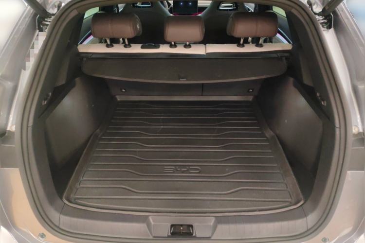 Used BYD Song PLUS New Energy 2025 DM-i 112KM Prestige Model Trunk