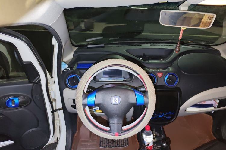 Used JMEV E200L 2017 E200P Comfort Edition
