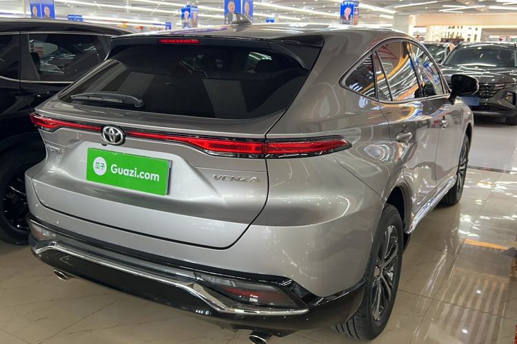 Used Toyota Venza 2023 2.0L CVT Two-Wheel Drive Luxury Edition
