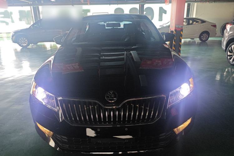 Used Skoda Superb 2016 TSI280 Manual Front-Drive Version
