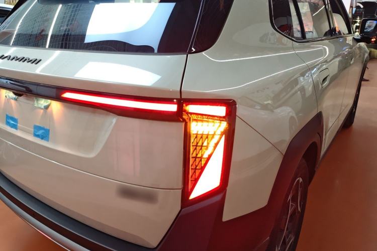 Used Dongfeng NAMMI 06 2025 401 Air
