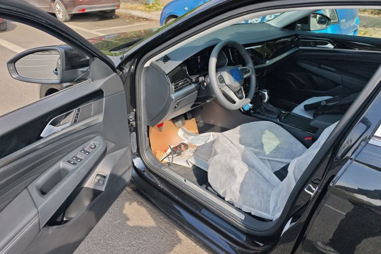 Used Volkswagen Passat New Energy 2025 430 PHEV Hybrid Business Edition Driver Seat