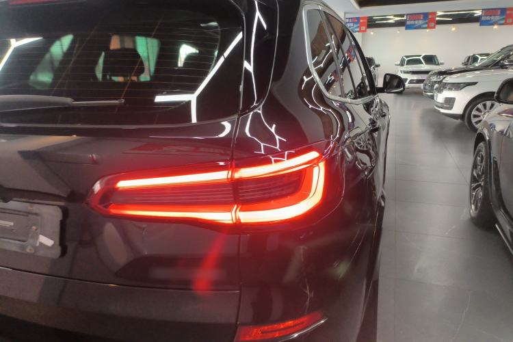 Used BMW X5 2019 xDrive40i M Sport Package