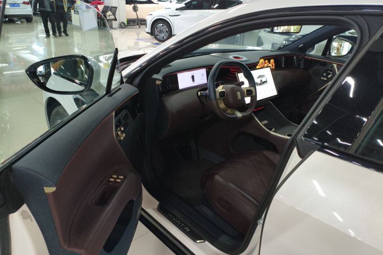 Used Avatr 11 2025 Year Updated Max Extended-Range Version Driver Seat