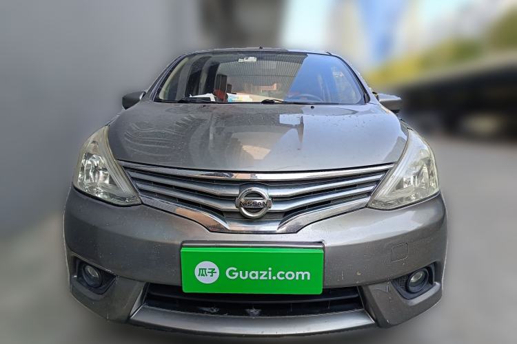 Used Nissan Livina 2013 1.6XE Manual Comfort Edition Front