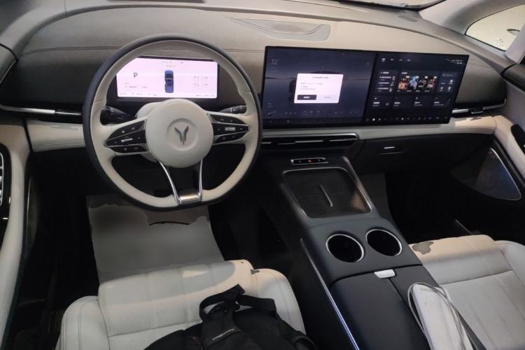Used VOYAH Dream 2025 PHEV Four-Wheel-Drive Flagship Kunpeng Edition
