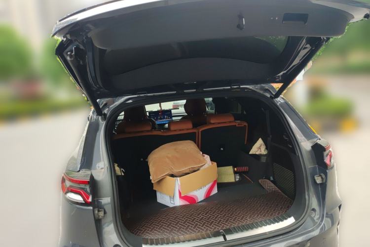 Used BYD Tang New Energy 2022 DM-p 215 km All-Wheel-Drive Deluxe Model Trunk