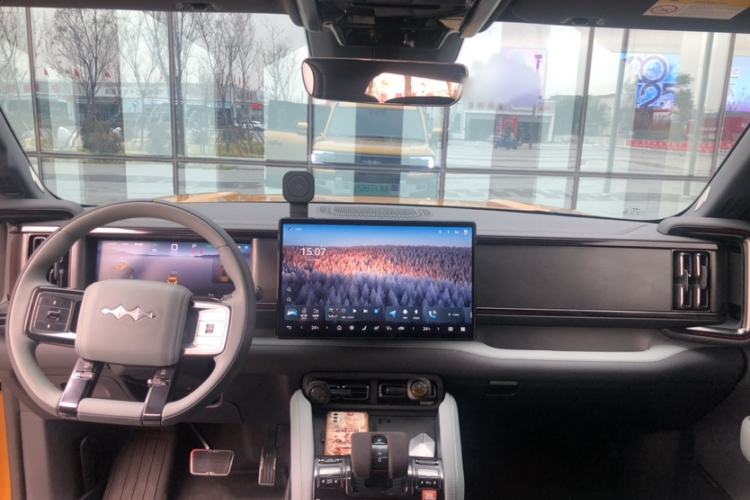 Used Formula Leopard Leopard 5 2023 Explore Edition