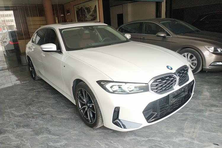 Used BMW 3 Series 2023 325Li M Sport Package Front Right 45 Deg