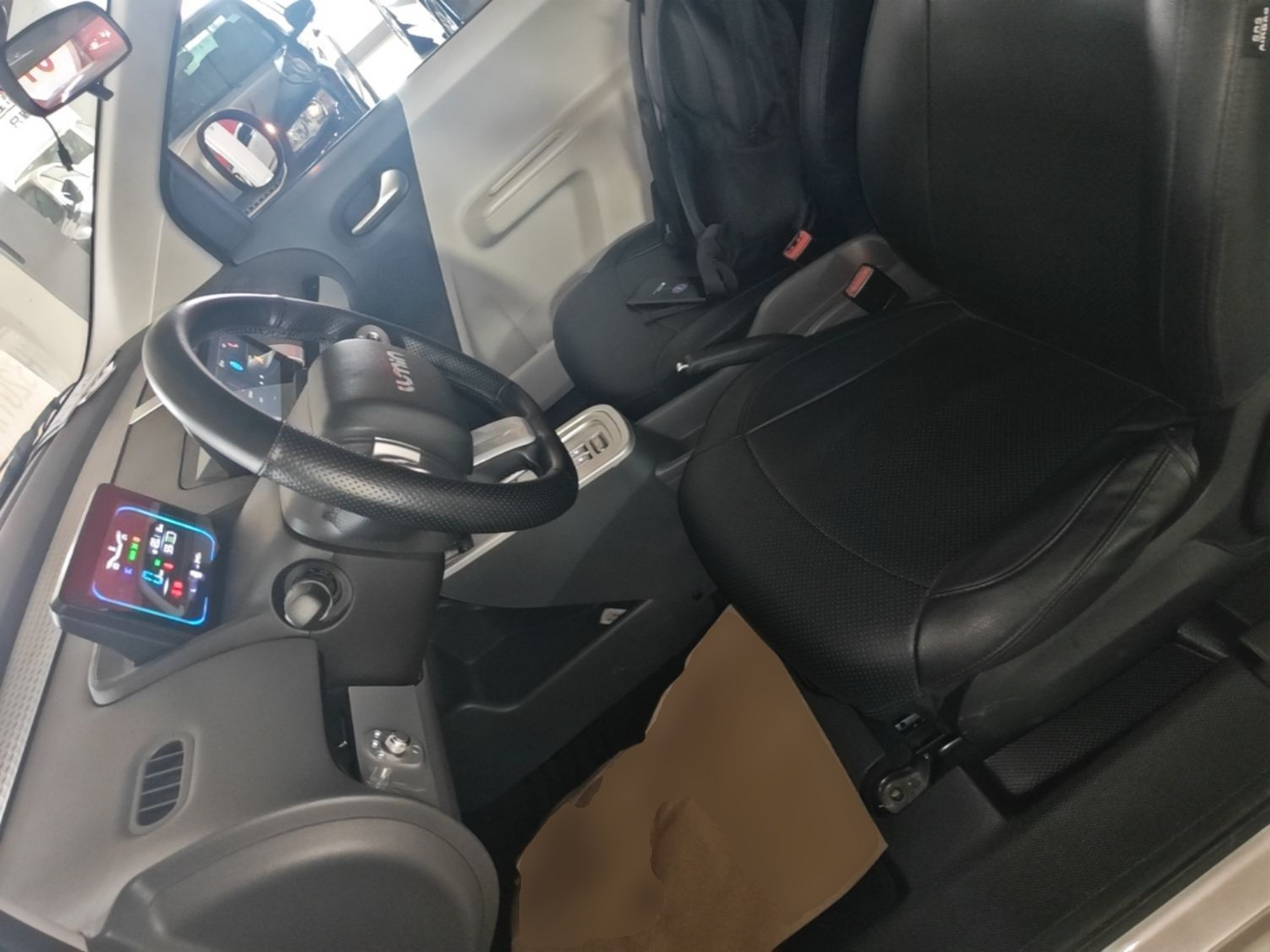 Interior delantero