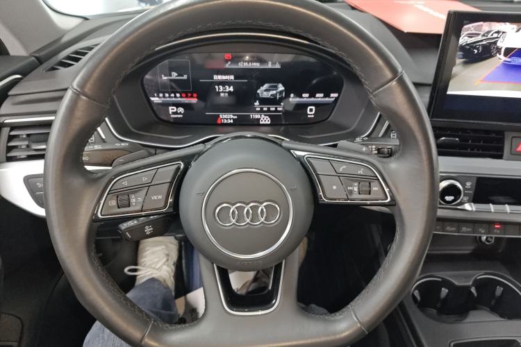 Used Audi A4L 2022 40 TFSI Luxury Dynamic Model