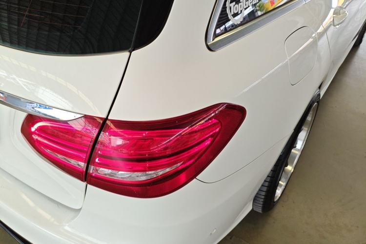 Used Mercedes-Benz C-Class 2015 C 200 station wagon