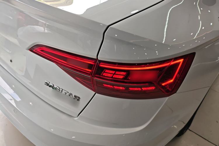 Used Volkswagen Sagitar 2021 280TSI DSG Comfort Connect Edition Right Rear Taillight