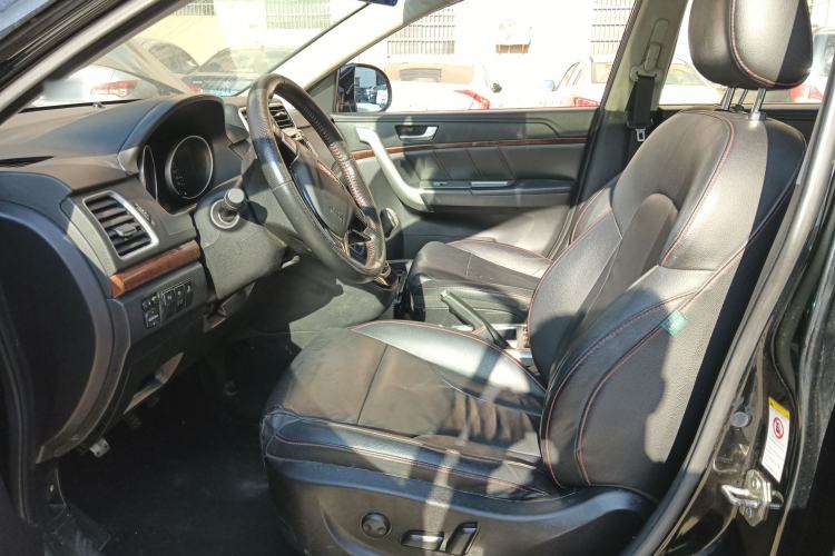 Used Haval H6 2014 Sport Version 1.5T Manual Two-Wheel Drive Elite Edition Left Front Seat