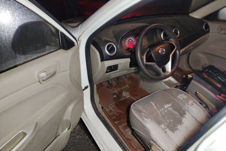 Used Changan Alsvin V3 2015 1.4L Manual Meiruan Model China V Standard
