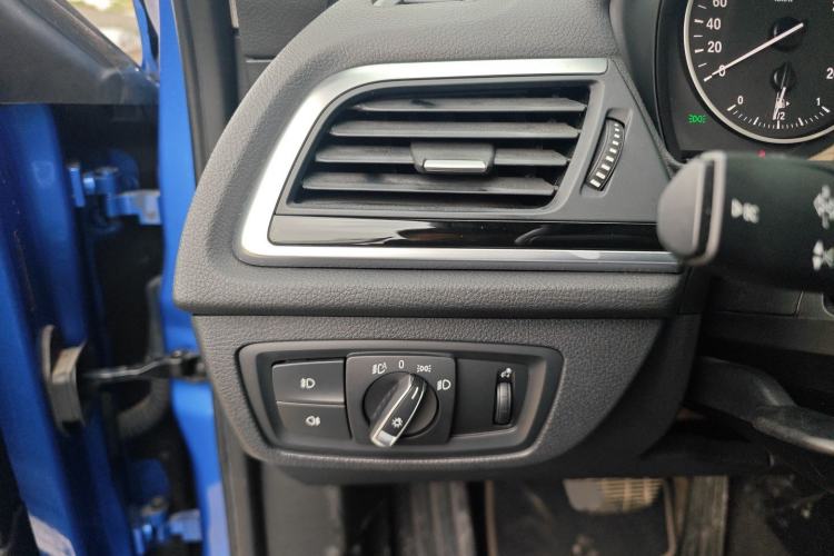 Used BMW 1 Series 2017 118i Sport Edition Left Rear Seat