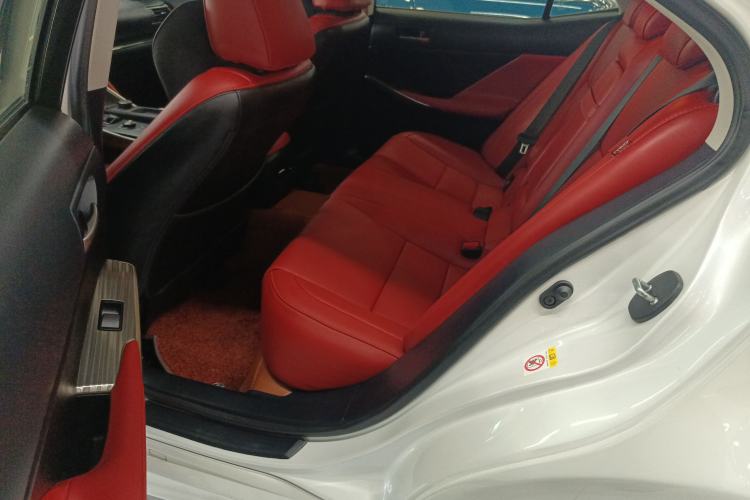 Used Lexus IS 2017 300 FENGSHANG Edition
