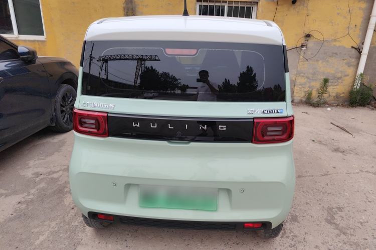 Used Wuling Hongguang MINIEV 2021 Macaron Premium Model – Lithium Iron Phosphate