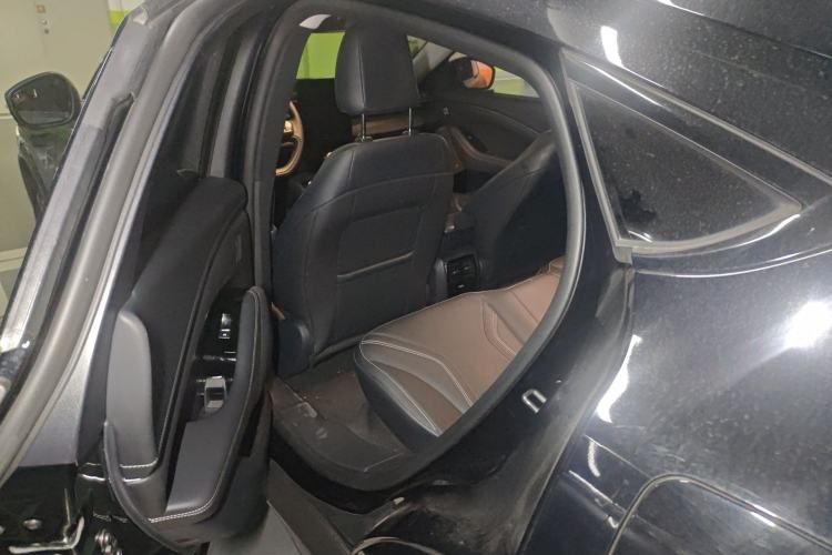 Used Ford Mustang Mach-E 2021 AION Y Plus Rear-Drive Luxury Edition (Long Range)