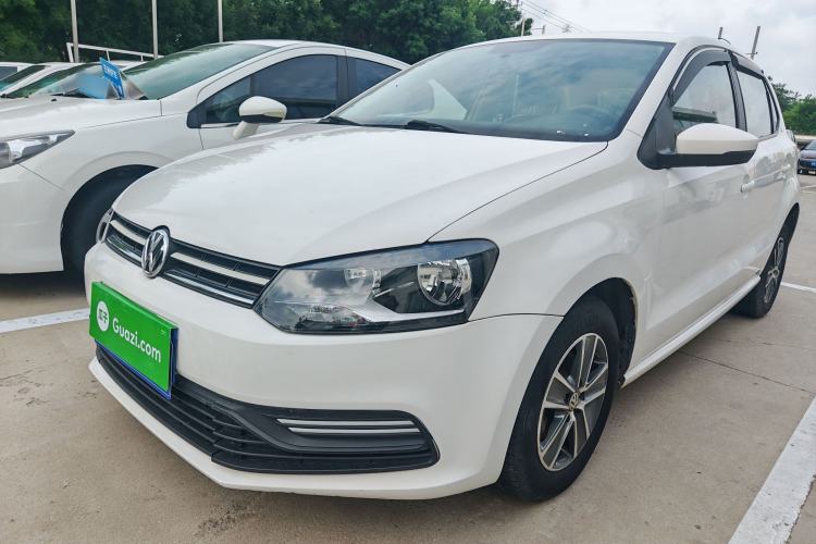 Used Volkswagen Polo 2016 1.4L Manual Fashion Model