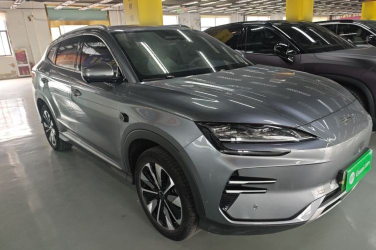 Used BYD Song PLUS New Energy 2025 EV Intelligent Driving Edition 520km Luxury Model
